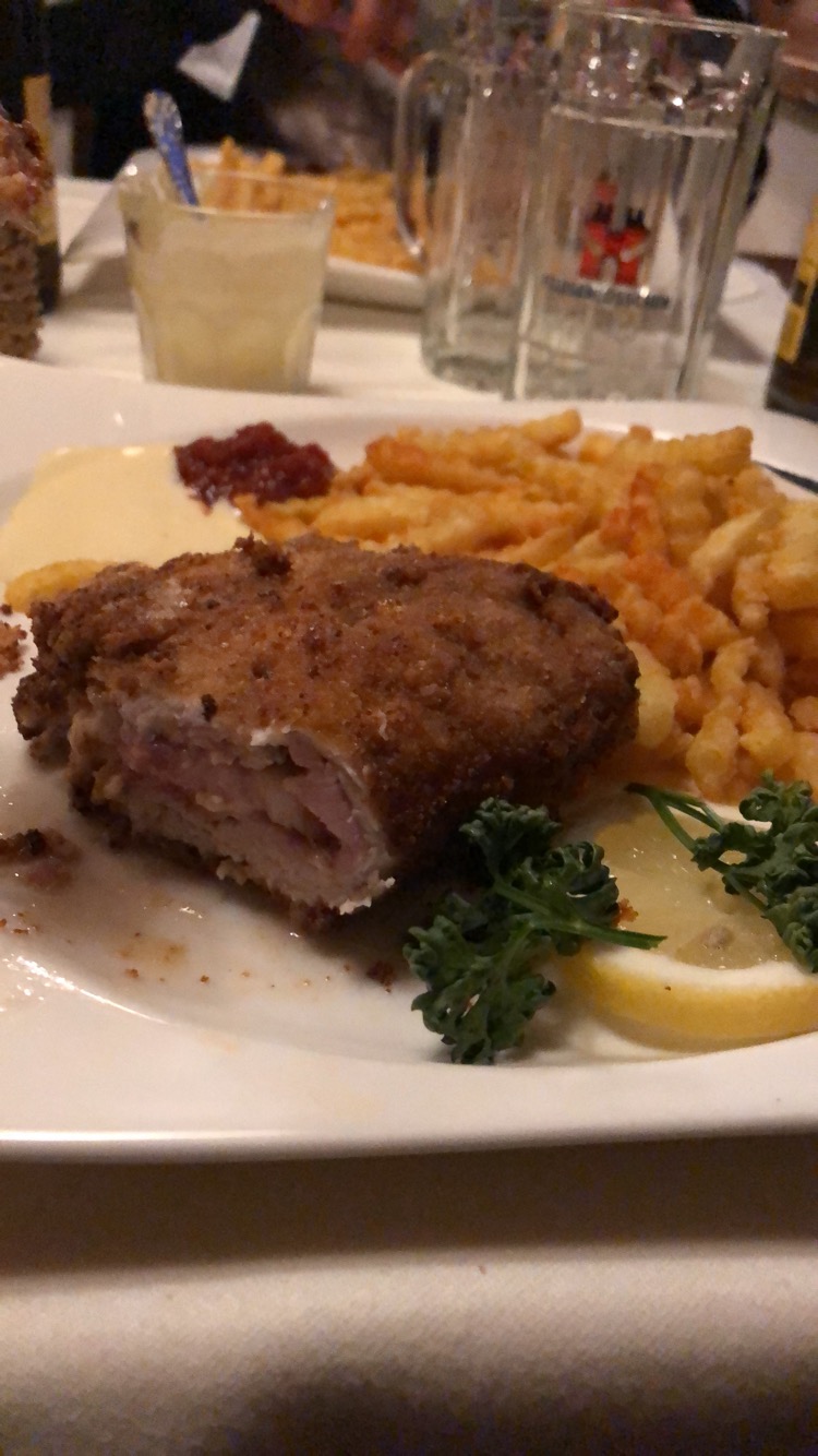 Schnitzelscheune Wimmis Foto 5